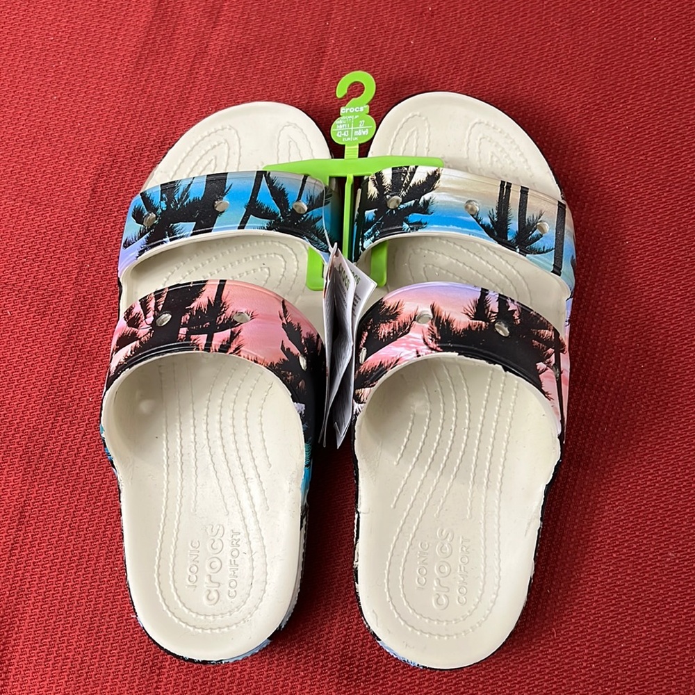 Crocs